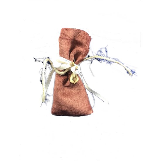 xristougeniatiko doro kritiki lira