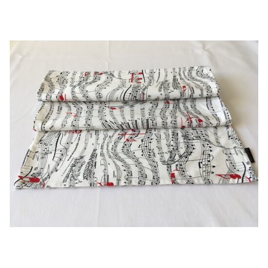 Runner trapeziou notes mousiki